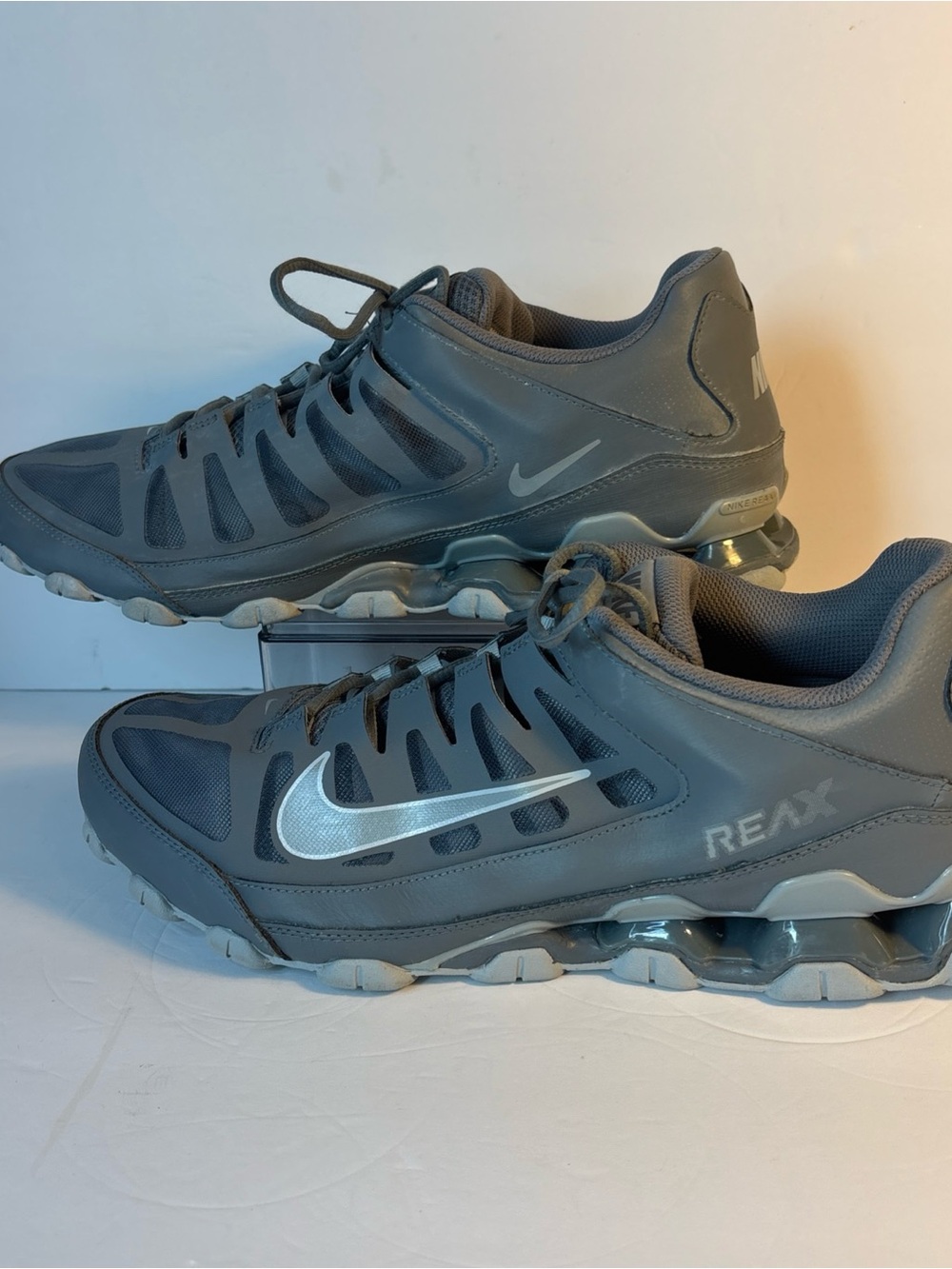 Nike Men’s Gray Size 14 Athletic Running Shoes with Silver Swoosh